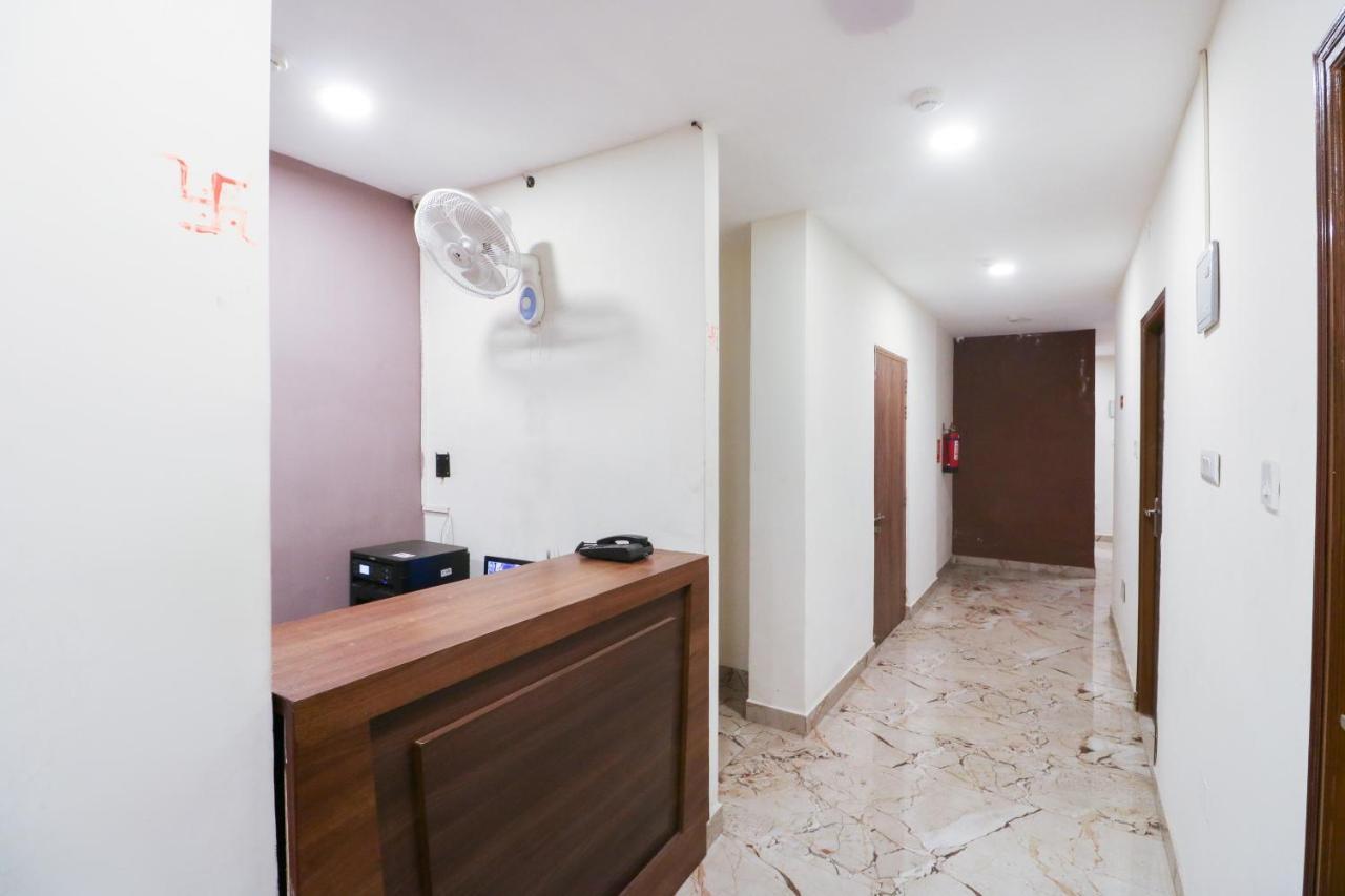 Hotel O Adri Hotels Near Dum Dum Metro Station Экстерьер фото