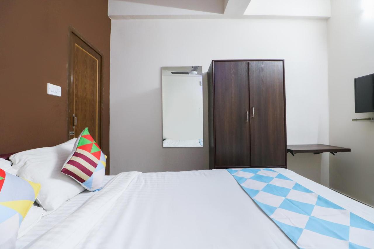 Hotel O Adri Hotels Near Dum Dum Metro Station Экстерьер фото
