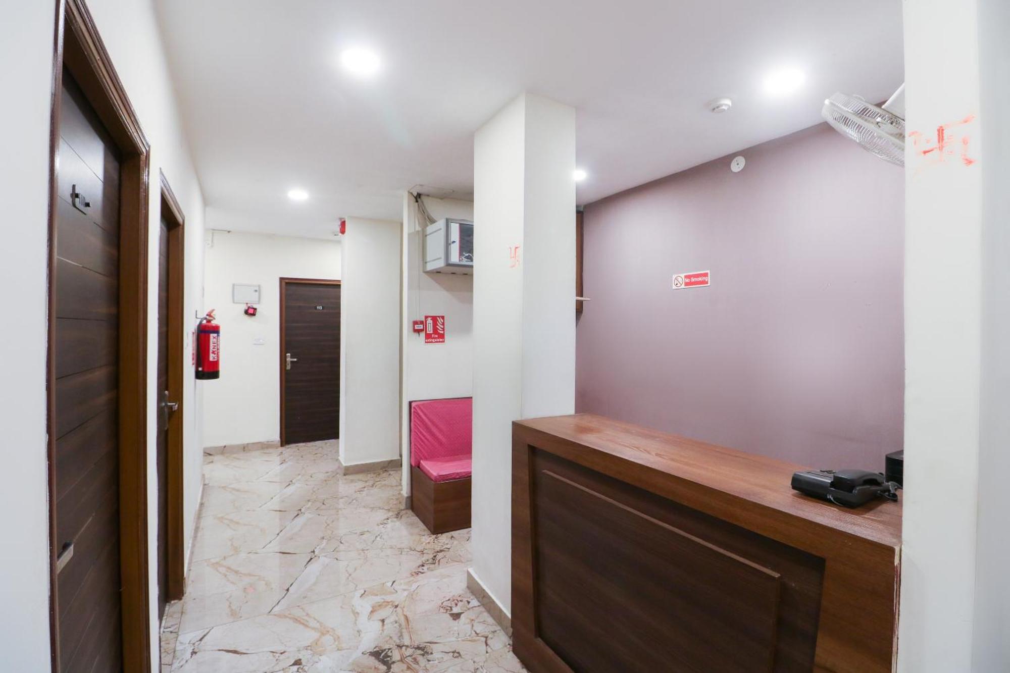 Hotel O Adri Hotels Near Dum Dum Metro Station Экстерьер фото