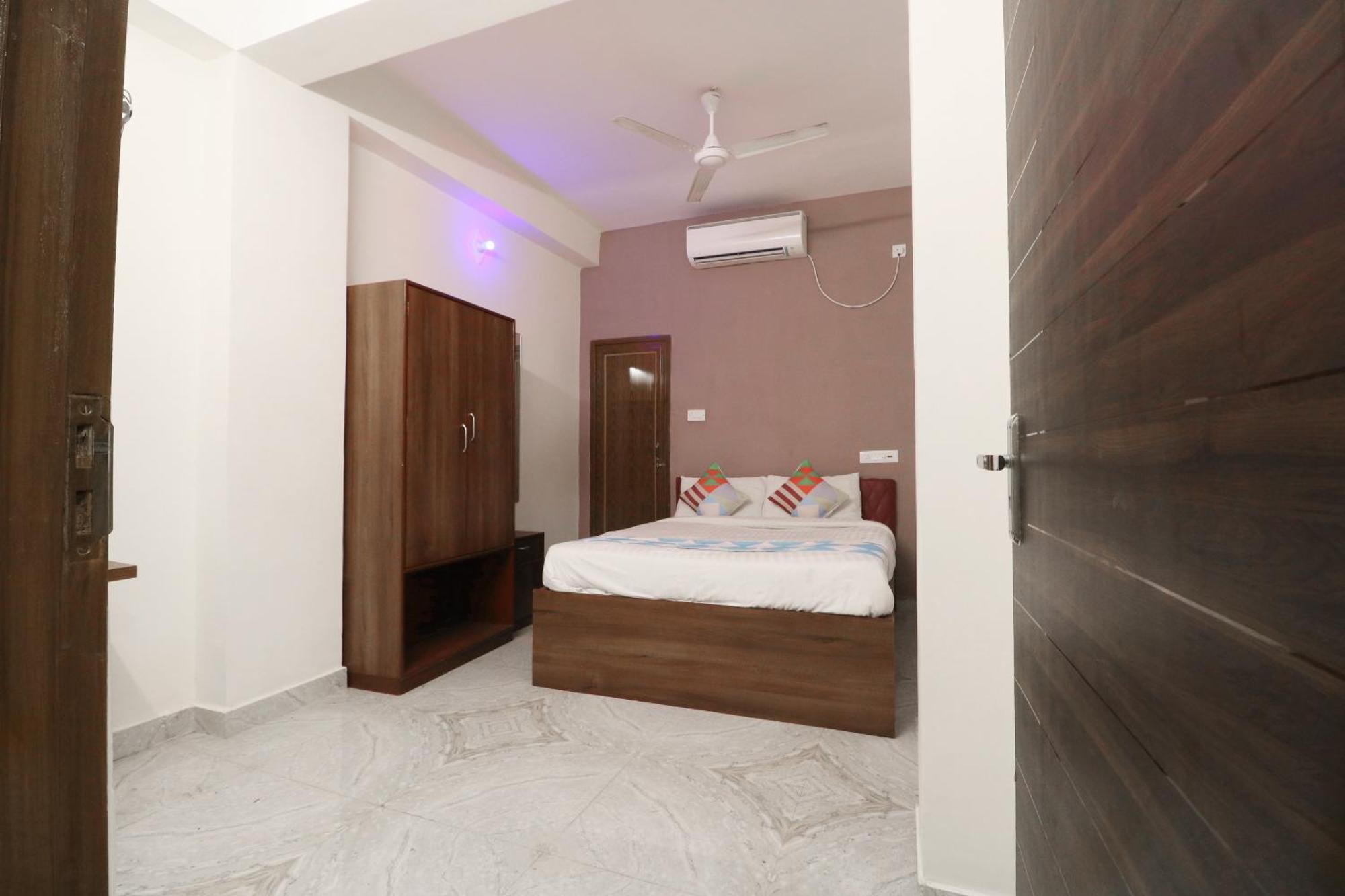 Hotel O Adri Hotels Near Dum Dum Metro Station Экстерьер фото
