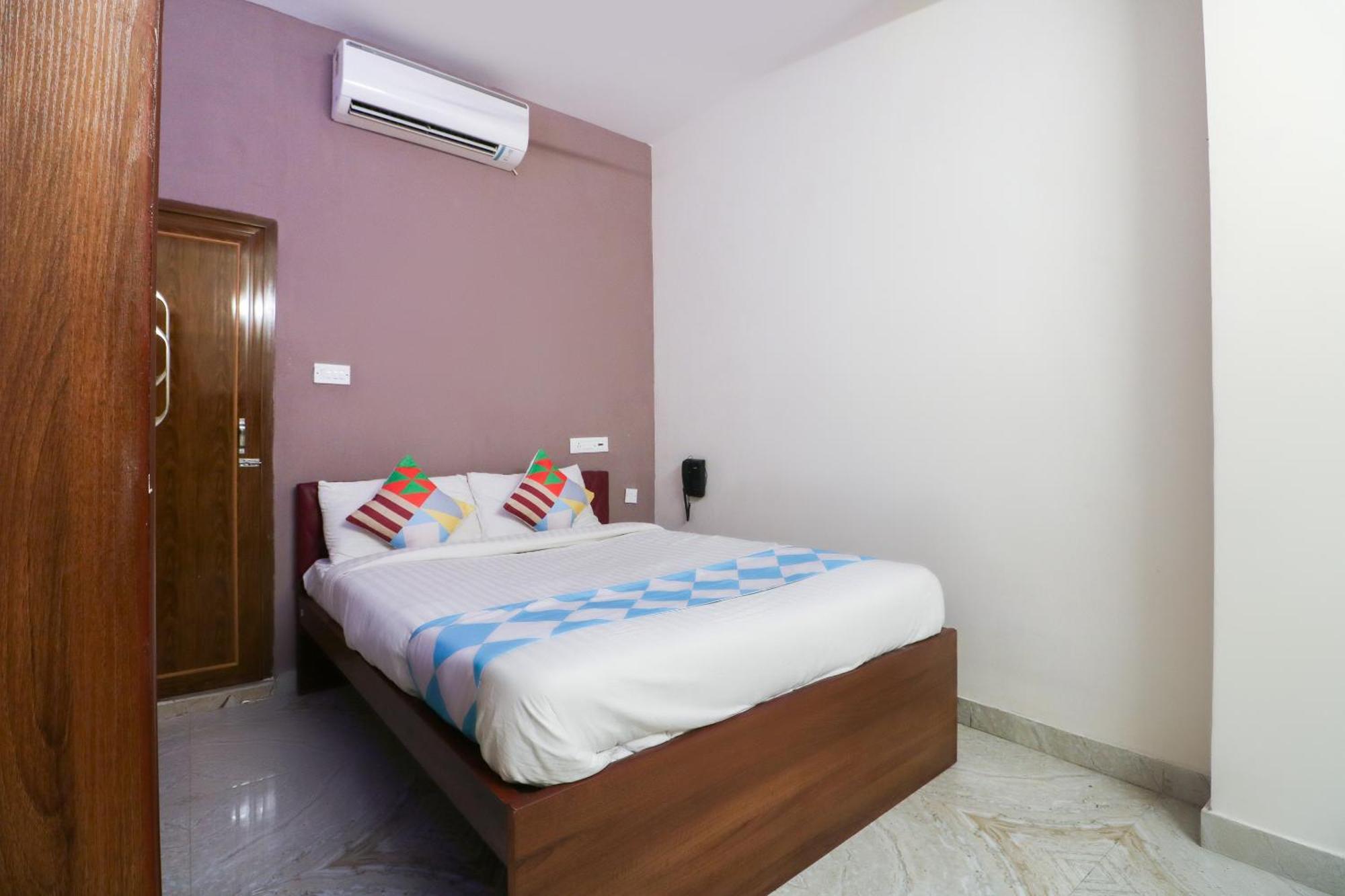 Hotel O Adri Hotels Near Dum Dum Metro Station Экстерьер фото